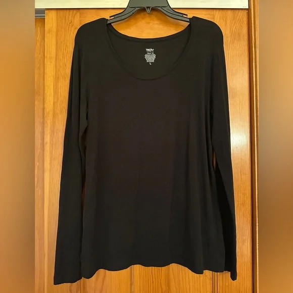 Mossimo Supply Co. Classic Black Long Sleeve Tee - Picture 1 of 3